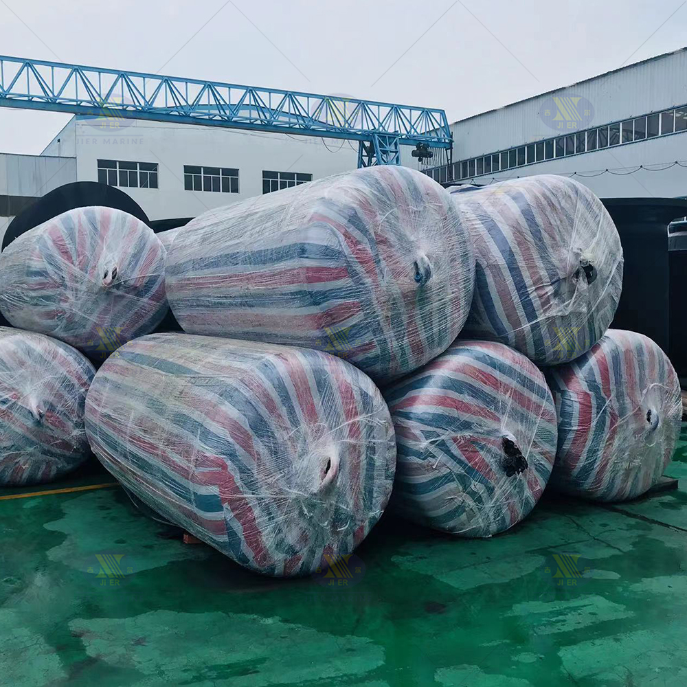 Napuno ng Foam ang mga fender na si Storge