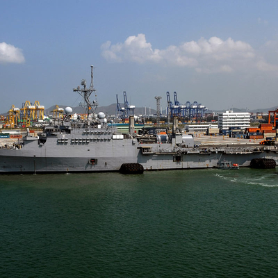 Application of Pneumatic fenders in military ports-800x800.jpg